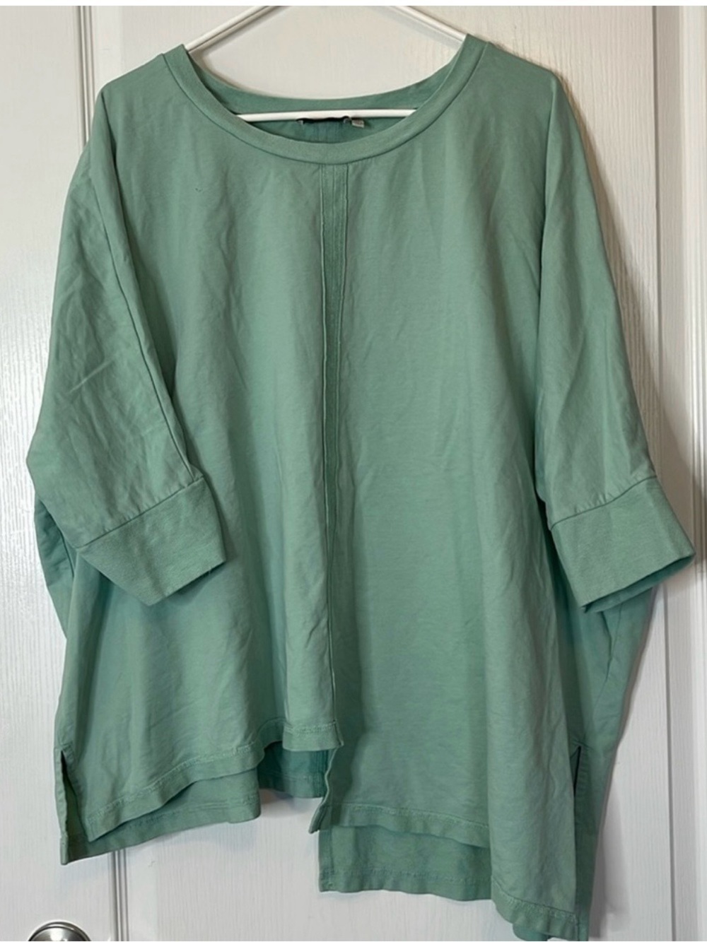 INAE Collection Asymmetrical Cotton Top T-Shirt Green XL